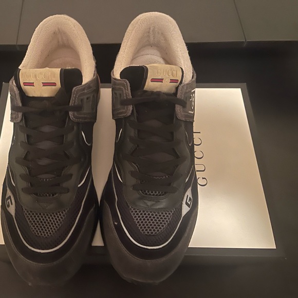 Authentic Gucci Men's Ultra Pace Sneakers Sz 10 Us - Picture 2 of 6